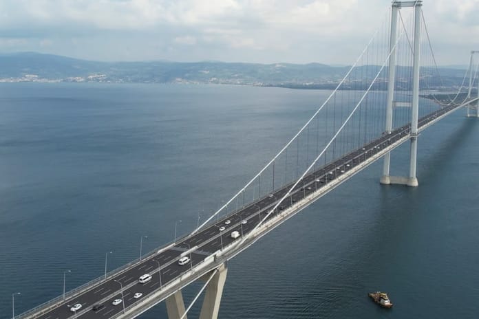 Osmangazi Köprüsü 9 yılda ekonomiye 108 milyar TL katkı sağladı