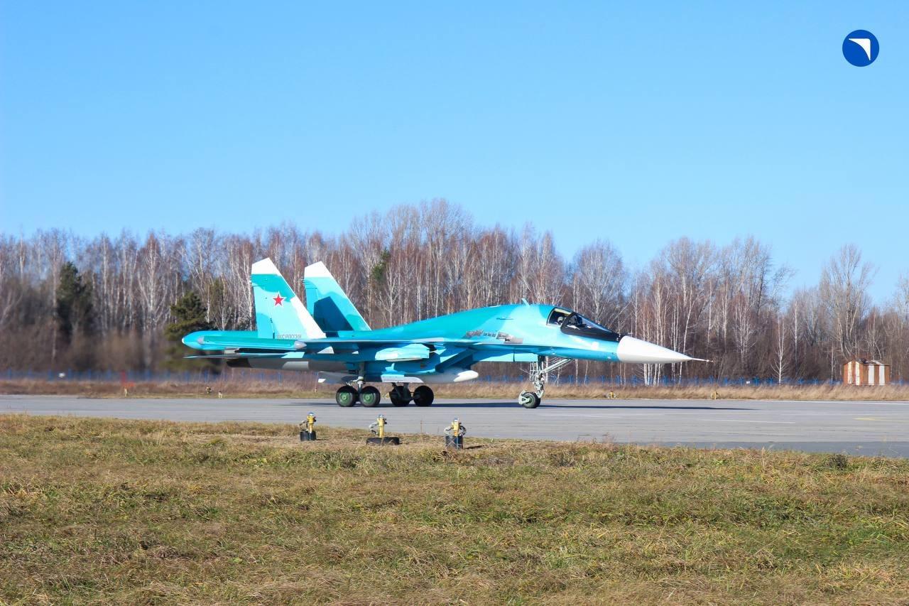 Rusya, yeni Su-34 bombardıman uçaklarını teslim aldı