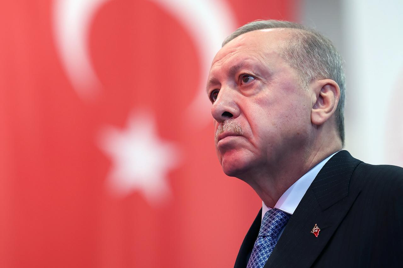 Cumhurbaşkanı Erdoğan'dan fon açıklaması: Hukuk önünde hesap sorulacak