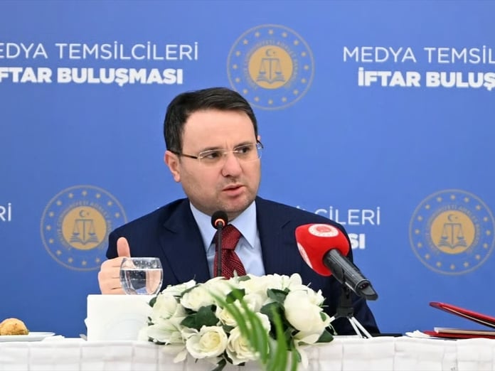 Adalet Bakanı Akın Gürlek Ankara temsilcileriyle iftarda buluştu