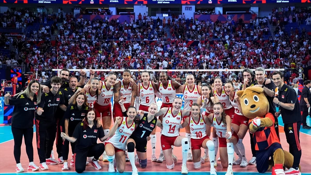 Filenin Sultanları final için sahaya çıkıyor: Rakip Sırbistan
