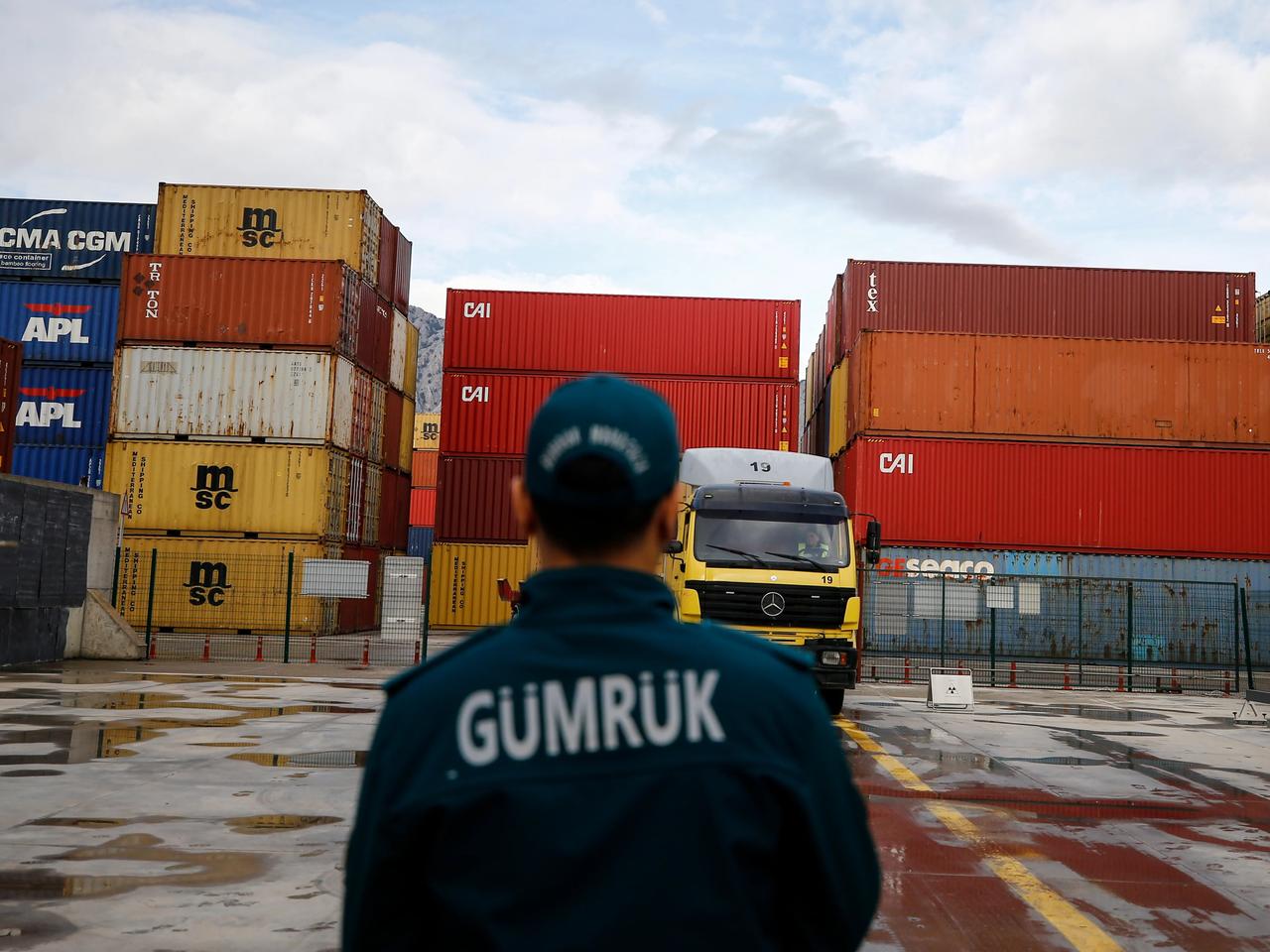 Yurt dışı e-ticarete gümrük freni