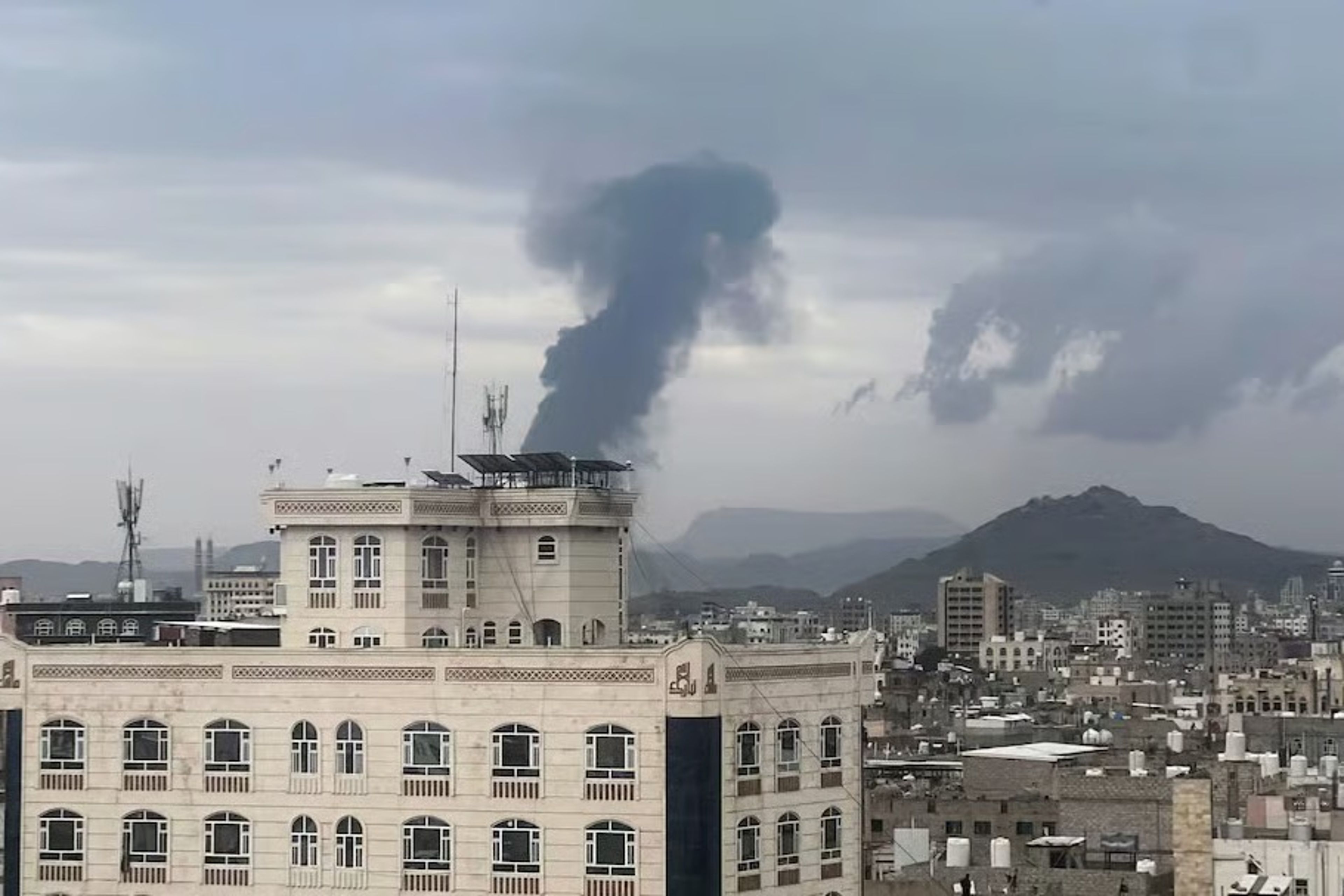İsrail Donanması Yemen'e saldırdı