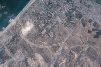 Israel is Building a Massive Earthen Barrier to Divide Gaza