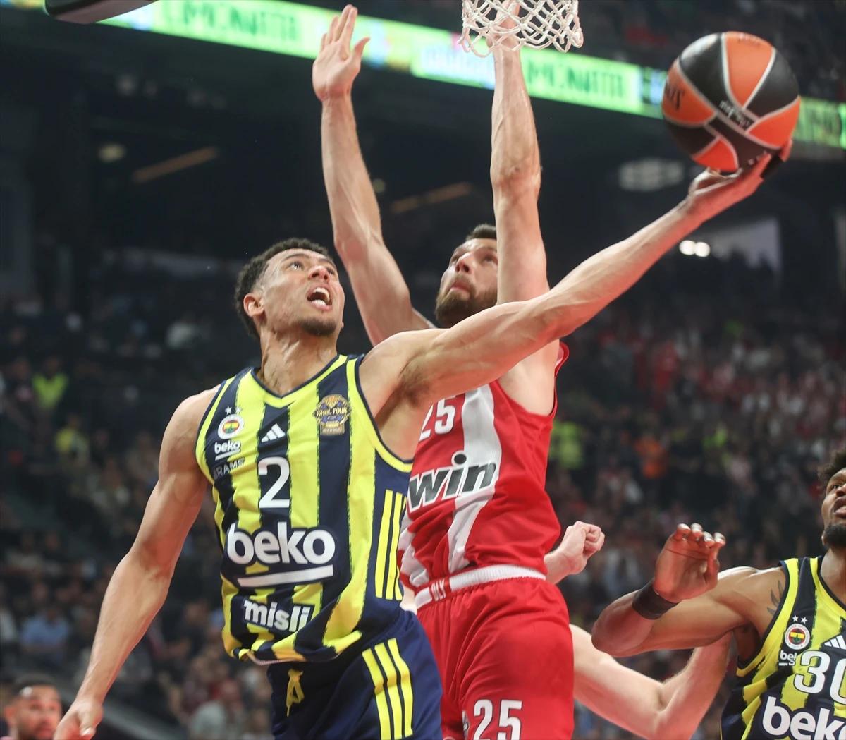 Fenerbahçe Atina'da takıldı