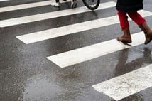 Kara yollarında hız sınırları ve yaya geçitleri yeniden düzenleniyor