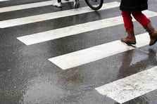 Kara yollarında hız sınırları ve yaya geçitleri yeniden düzenleniyor