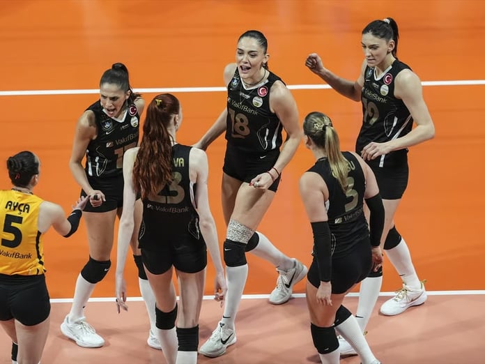 Sultanlar Ligi'nde final serisinin ilk maçını VakıfBank kazandı