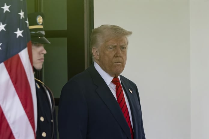 Trump: Yemen'e saldırıları durduracağız