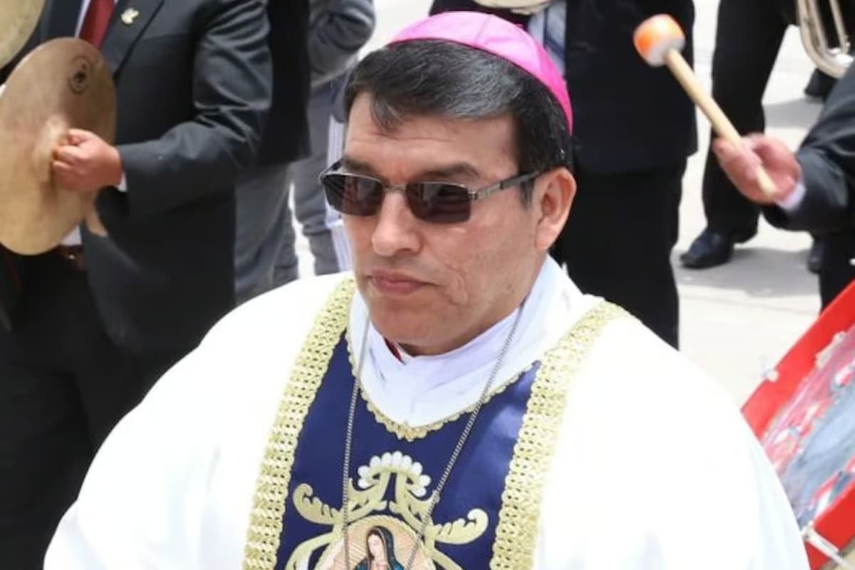 Peru’da piskopos 17 kadınla ilişki skandalı sonrası istifa etti