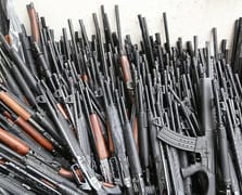 Jandarmadan 27 ilde eş zamanlı baskın: Silah kaçakçıları deşifre edildi 