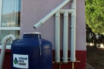 Büyük binalarda yağmur suyu ve gri su kullanımı 2026’da mecburi oluyor