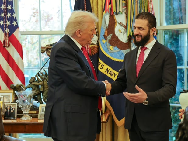 Middle East Monitor: Şaraa'nın Beyaz Saray hamlesi ve Suriye'nin geleceği