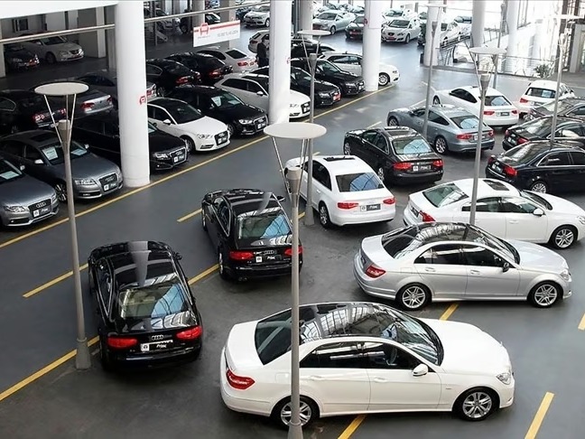 AB, içten yanmalı motor yasağını 5 yıl ertelemeyi değerlendiriyor