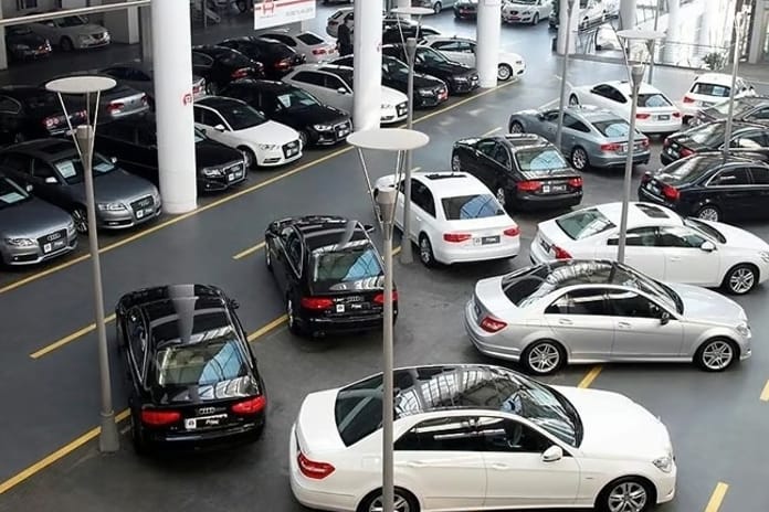 AB, içten yanmalı motor yasağını 5 yıl ertelemeyi değerlendiriyor