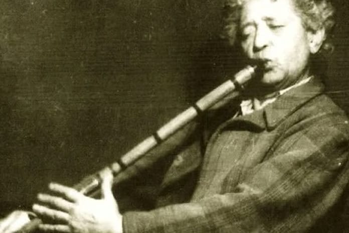 Neyin ve hicvin efsane ismi: Neyzen Tevfik 