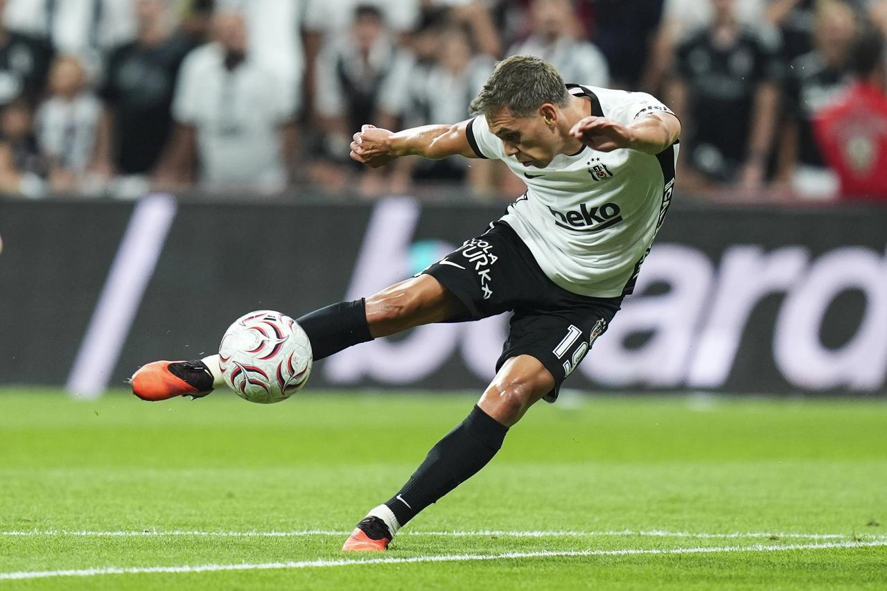 Beşiktaş Kulübü'nün Leandro Trossard sağlık durumu bilgilendirmesi