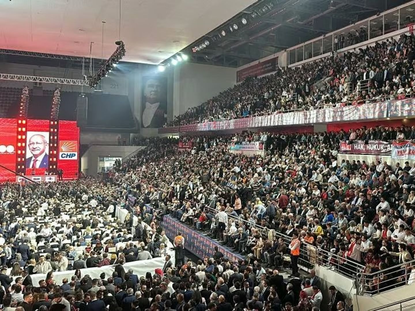 CHP kurultayı soruşturmasında 13 şüpheli gözaltına alındı