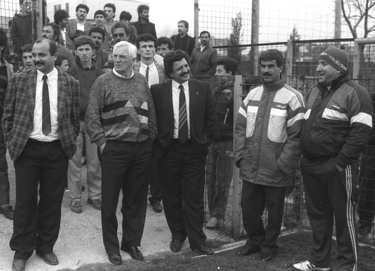 Galatasaray için 1987 miladı