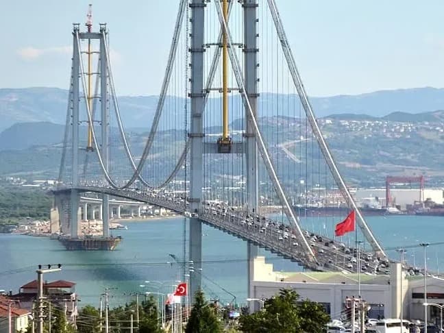 Otoyol, köprü ve tünel ücretlerine zam geldi