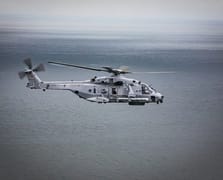 Alman Donanması ilk NH90 Sea Tiger helikopterini teslim aldı