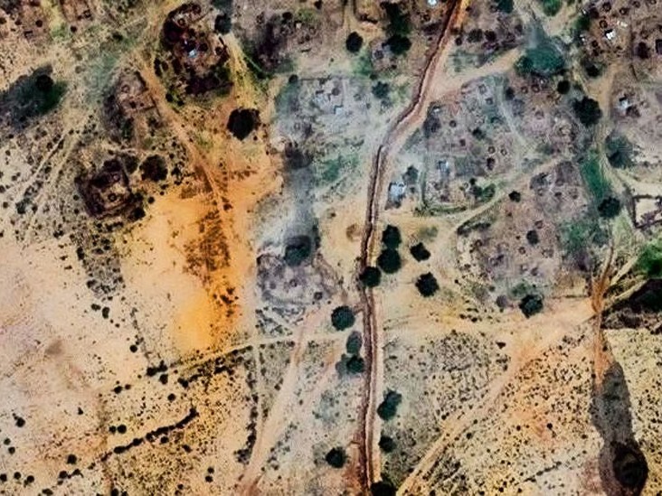 Barrier Around El Fasher Traps 300,000 Civilians