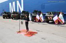 Fransa Lübnan ordusuna 39 adet VAB zırhlı personel taşıyıcı teslim etti