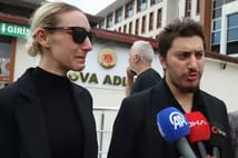 Şarkıcı Güllü'nün ölüm soruşturmasında oğlu ifadeye çağrıldı