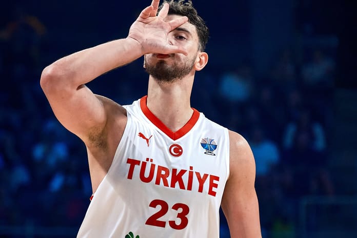 A Milli Basketbol Takımı, EuroBasket'te çeyrek final için sahada: Rakip İsveç