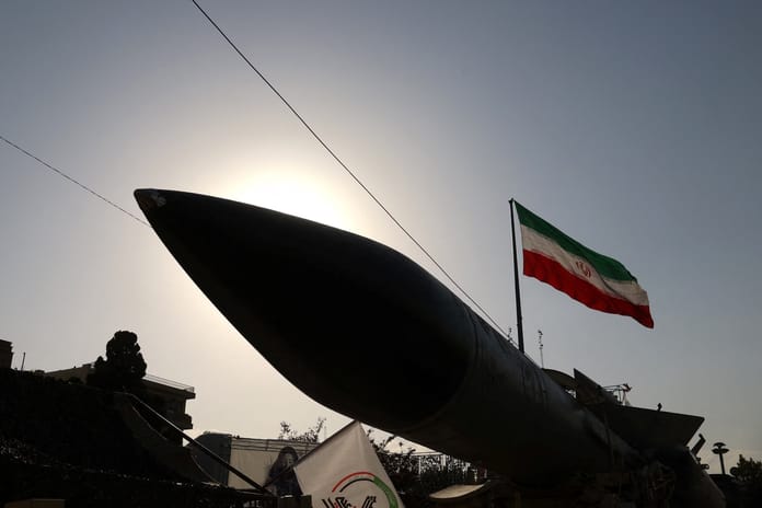 İran ABD saldırısına "acı verici" karşılık vereceğini duyurdu 