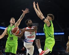 Bahçeşehir Koleji seride durumu eşitledi: Yarı final umutları son maça taşındı