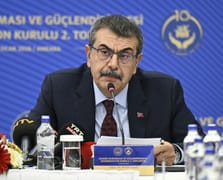 Yusuf Tekin laiklik bildirisine sert çıktı: Bir dakika ya, ne demek gerici azınlık?