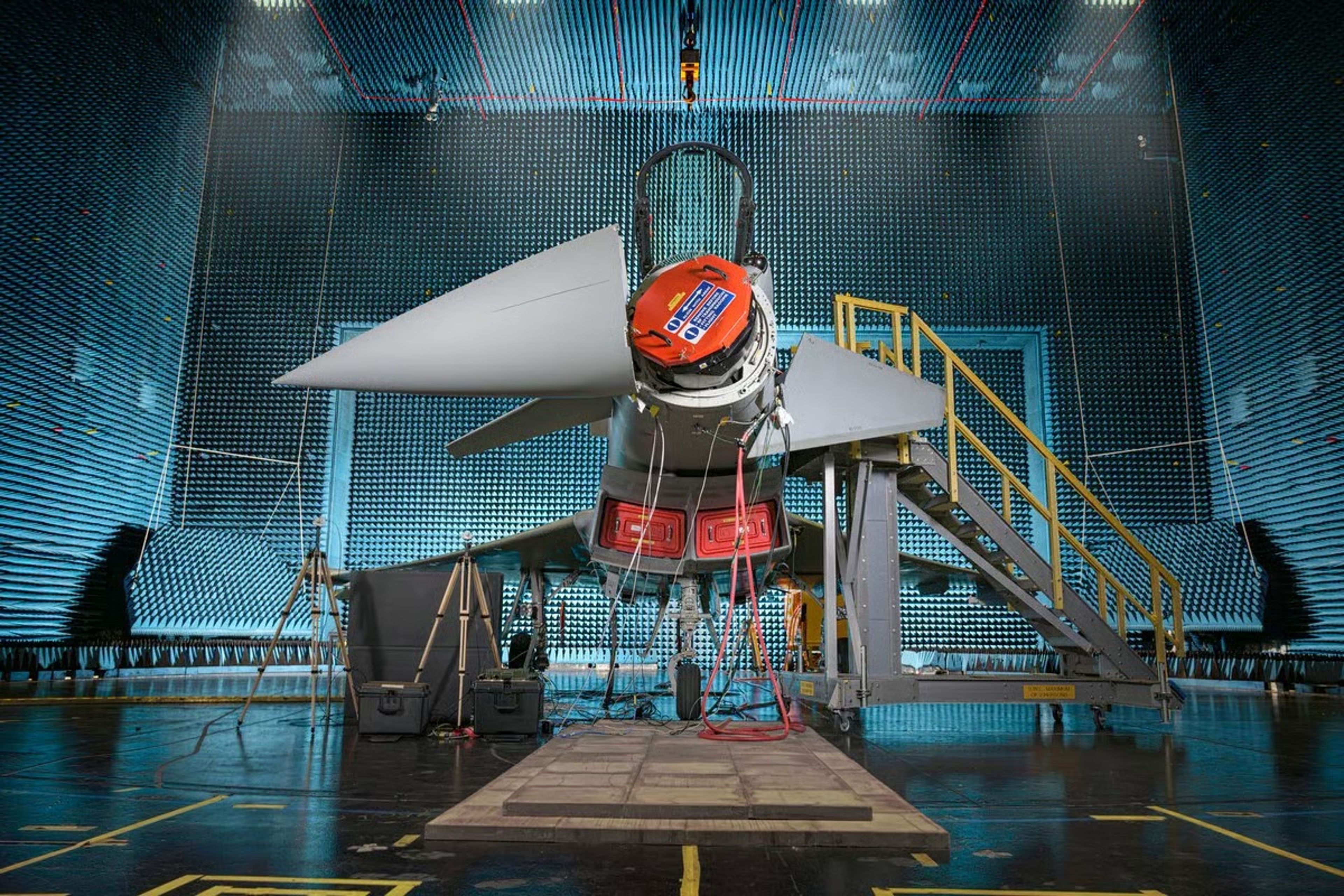 Türkiye’nin Eurofighter uçaklarında ECRS Mk0 AESA radarın kullanılacağı iddia edildi