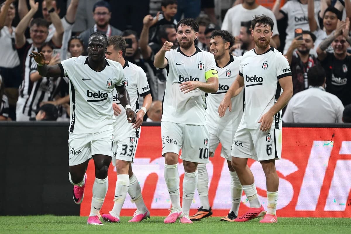 Beşiktaş nasıl tur atlar?