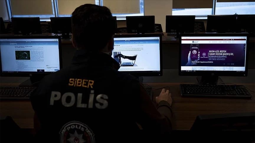 Siber güvenlik uzmanları
