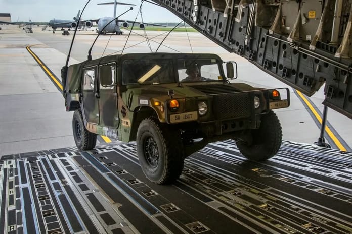 İsrail, ABD'li şirketle yüzlerce askeri araç alımı için anlaşmaya vardı