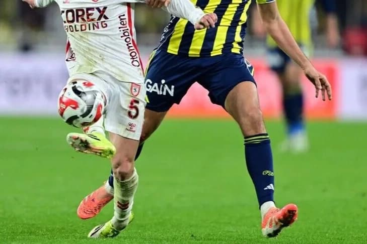 Karadeniz'de 67. randevu: Samsunspor Sahasında Fenerbahçe'yi ağırlıyor!