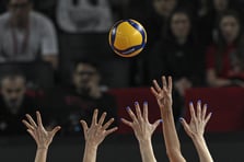 Sultanlar Ligi ateşleniyor: Eczacıbaşı, sezonun ilk derbisinde VakıfBank'ı yeni evinde ağırlıyor