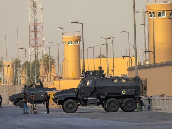 ABD bölgedeki artan gerilim nedeniyle Bağdat’taki diplomatik personelini çekiyor