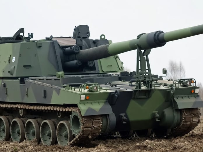 Güney Kore'den Kanada’ya 20 milyar doları aşan denizaltı ve zırhlı araç teklifi