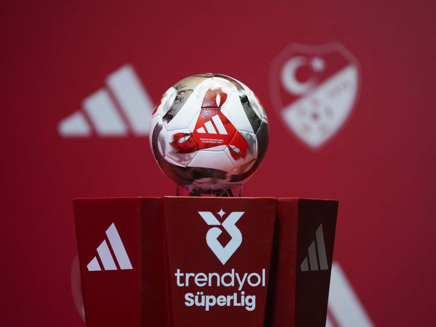 Süper Lig'in ilk haftasında gollü başlangıç: Beraberlik çıkmayan altı maç oynandı