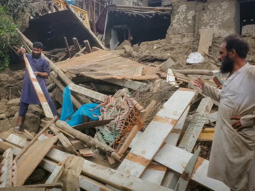 Afganistan'da depremde ölenlerin sayısı artıyor