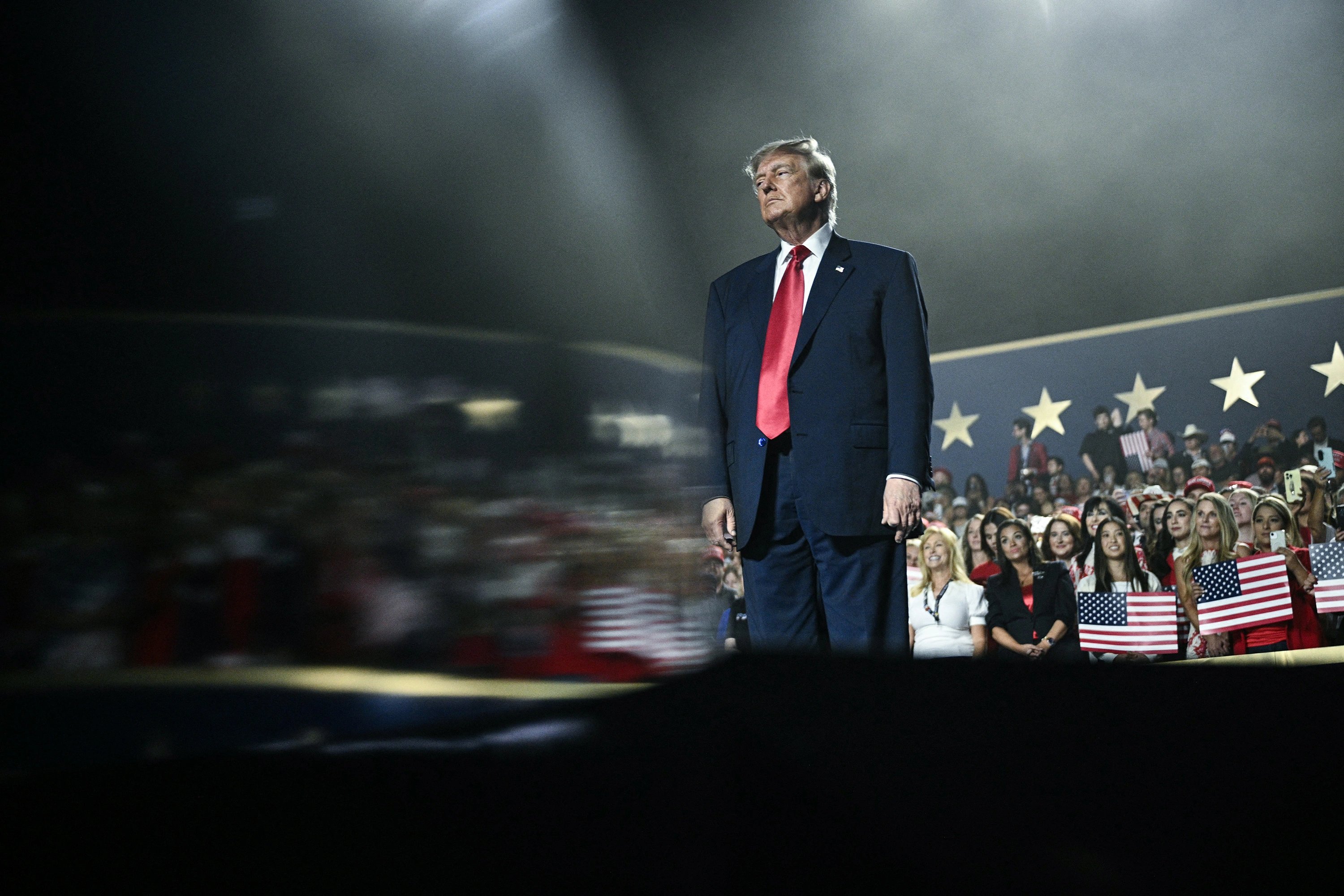 Democrats Eye Sweeping Trump Probes If They Win Midterms
