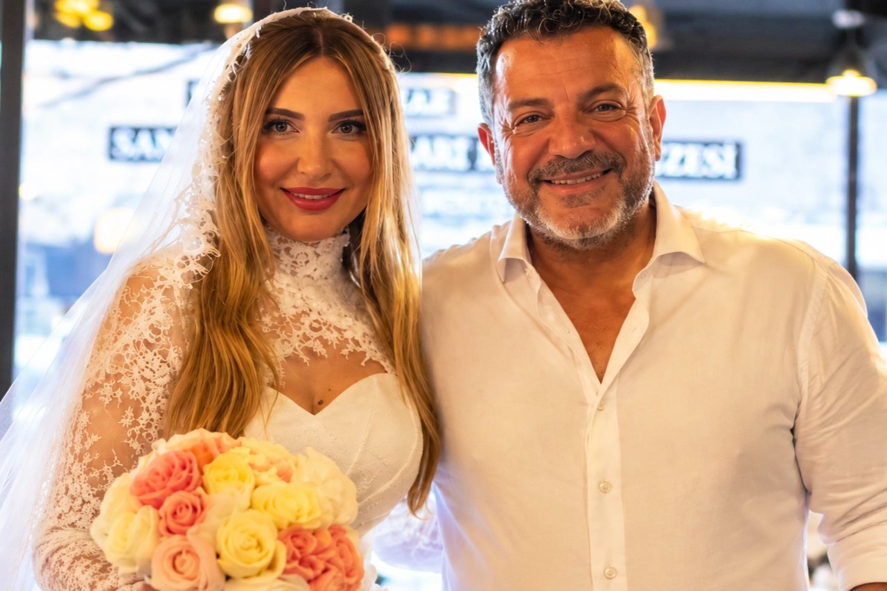 Midyeci Ahmet evlendi! 10 gün 10 gece sözü gündemde