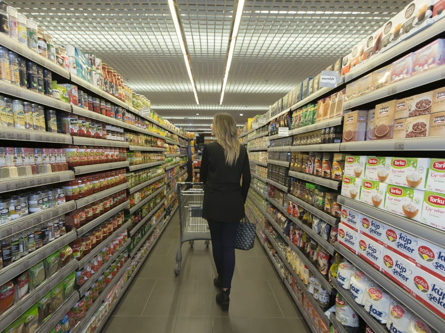 Ticaret Bakanlığı harekete geçti: Ramazan öncesinde marketlere indirim geliyor
