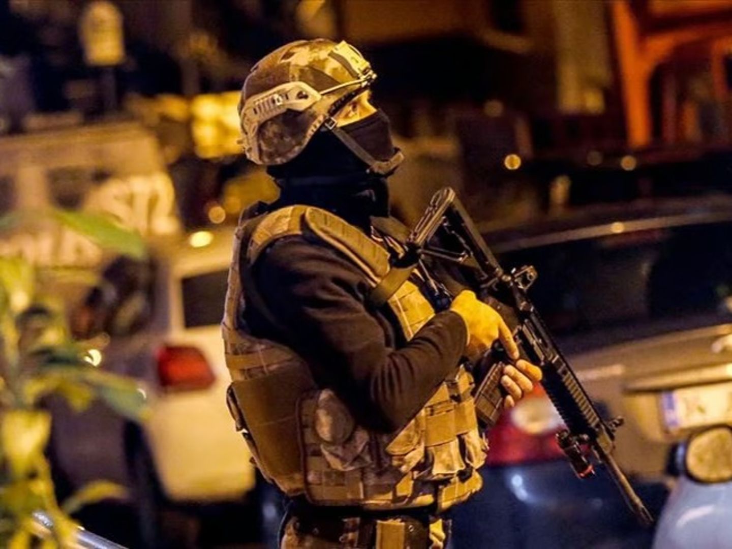 İstanbul'da DEAŞ'a şafak operasyonu! Tamamı yabancı uyruklu şüpheliler yakalandı