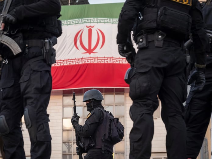 İran’da hükümet internet kısıtlamalarını kademeli olarak kaldıracak