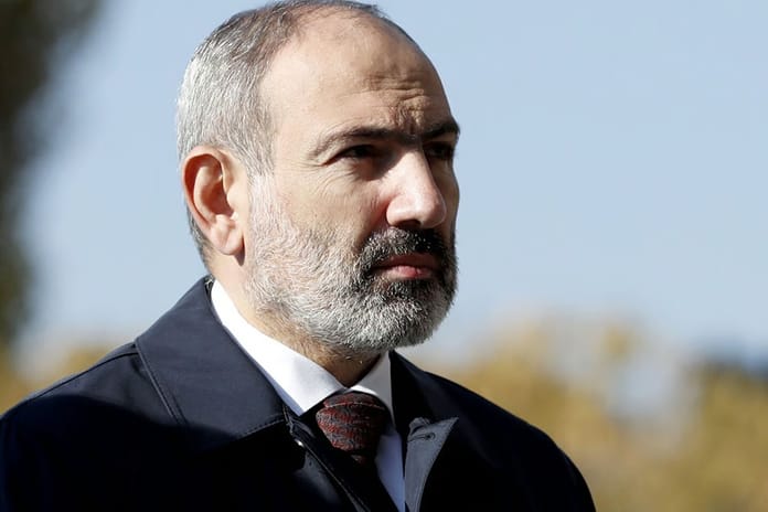 Paşinyan’dan barış anlaşması için anayasal revizyon sinyali