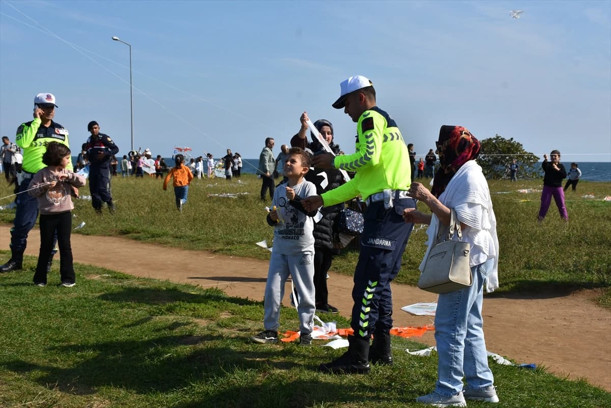 Ordu semaları uçurtmalarla süslendi
