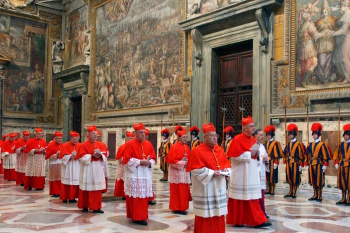 Katolik Kilisesi'nde yeni Papa seçimi 7 Mayıs'ta başlayacak
